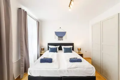 Image de 3-rooms Apartment Citycenter Museuminsel Berlin-mitte for 5 Personen