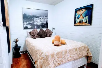 Image de Quaint & Tranquil Subiaco 1 Bedroom Apartment