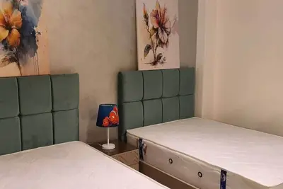 Image de Cozy 2-bedroom apartment in welcoming Cairo Governorate with WiFi, Ac