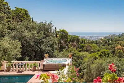 Image de Alma: The Fairy-tale Mansion Among the Hills