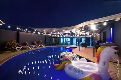Image de Casa Plomo- 1 Block away: Clubs, Restos & Beach