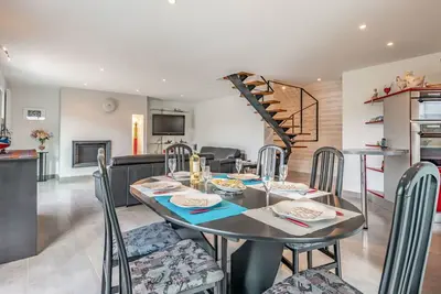 Image de Merveilleuse maison de vacances privée pour 6 personnes avec Wifi, Tv et terrasse