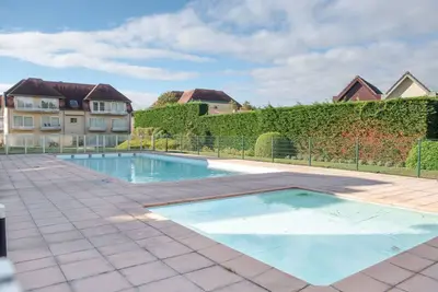Image de Agréable appartement pour 4 personnes avec piscine, Wifi, Tv et balcon