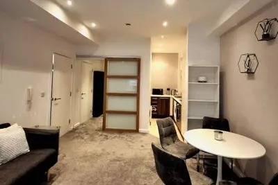 Modern 1br Apartment In City