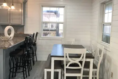 Image de Bright and airy Camp right on the Gulf