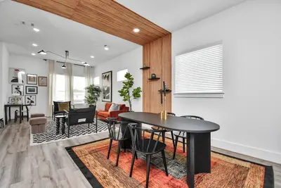 Image de Min to Downtown Htx Luxe Escape at Med Center & Nrg