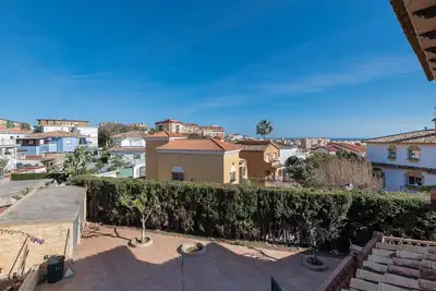 Image de Classic 5 Bdrm Andalucian Villa w Pool & Sea View