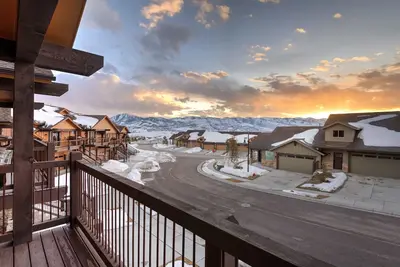 Image de Retreat at Black Rock Ridge | Private Hot Tub | Bunk Room Suite | Minutes to Park City & Deer Valley