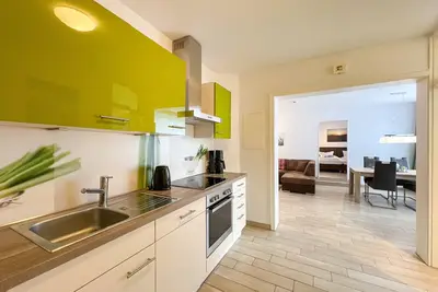 Image de Bakhus - Schöne Geräumige Ferienwohnung mit Eigenem Eingang und Terrasse