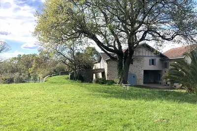 Image de Loue ferme basque entièrement rénovée  - 5 chambres, 12 couchages, Came (64)