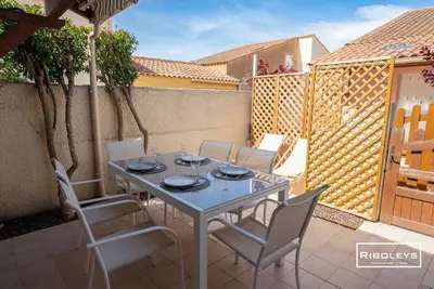 Image de Maison climatisée avec Wifi à 300m de la mer