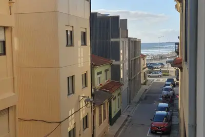 Image de Apartamento 2 Quartos no Porto Junto à Praia