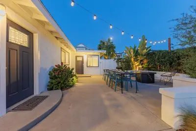 Image de Carlsbad Beach Bungalows - 4BRs, Outdoor Living, Walk to Beach, Pet-Friendly
