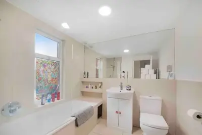 Image de Shaa Road 2 Bedroom Flat Ground Floor Sleeps 6