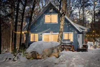 A Poconos Cozy Chalet