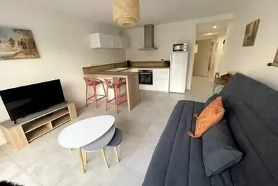 Image de À proximité immédiate de la mer 1, Marie 1