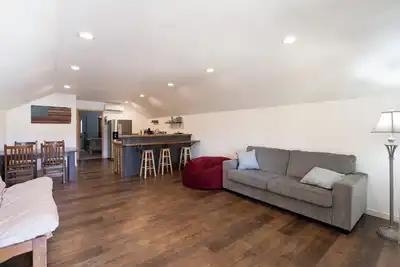 Image de Gold Vc Custer`s Loft | 1 Bed, 1 Bath