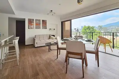 Image de PanoramaTWR 2Brm Short walk to everything Pool&Gym\n\n