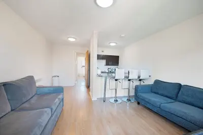Image de Cotton Avenue Flat Second Floor Sleeps 4