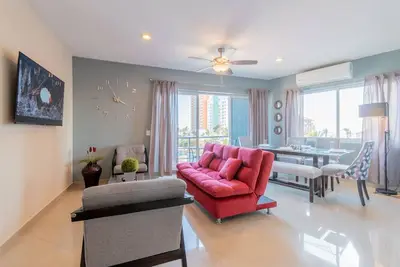 Image de Lindo Condo-1 Cuadra de la Playa en Nuevo Mazatlan