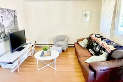 Image de Private Tacoma Getaway Near Sunnyside Beach Park!