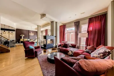 Image de 371102 · Les Immeubles Charlevoix  371102