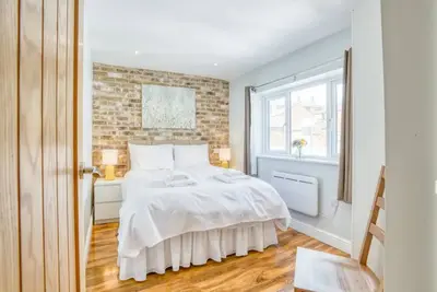 Image de Pass the Keys | Suite Two in the city centre