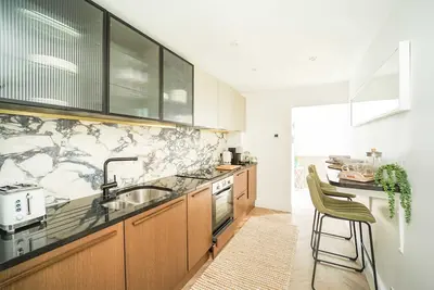 Image de Stylish one bedroom flat on Gordon road- Hopewell