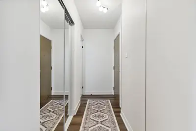 Image de Luxury, Privacy, Perfection in Leslieville!