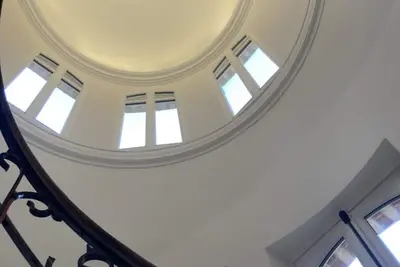 Image de Manoir en centre ville dans un grand parc à 1h30 de paris, accessible en train.