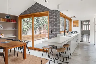 Image de The Atrium - Exquisite C1888 home seamlessly merges classic charm with modern design.