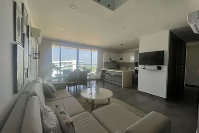 Image de 4 Bedroom Penthouse with a Jacuzzi and ocean view