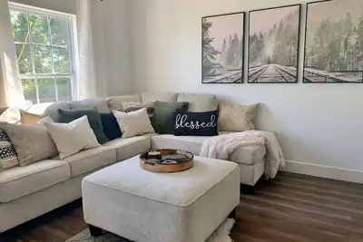Image de Modern Farmhouse Bungalow | Panoramic Views of Pigeon Forge - 5 Min to Strip