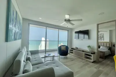 Image de 2004 Cabrero Marine Club