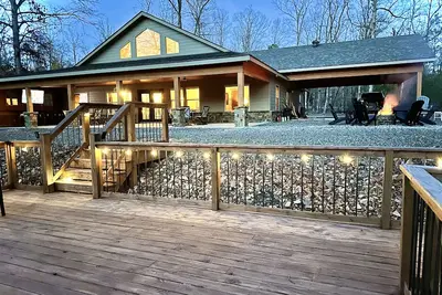 Image de New Riverfront Lodge on Little Missouri River/ Crater of Diamonds & Lake Greeson