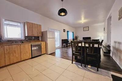 Image de Mountain View Cottage with awe-inspiring panorama.