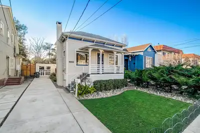 Image de Charming 2-bedroom house with spacious backyard in delightful Alameda