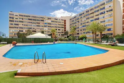 Appartement de vacances \"Lidia\" avec vue sur le lac, piscine partagée et Wi-Fi
