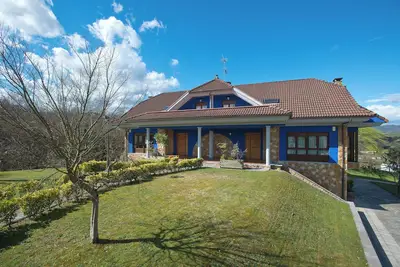 Image de Maison de vacances 'El Pongallin' avec vue sur le lac, terrasse privée et Wi-Fi