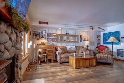 Image de Sv131 - Walk to Lifts & Town - Hot Tub & Pool