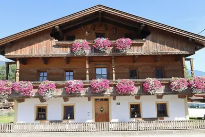 Image de Appartement à la ferme, 80 m du bus de ski