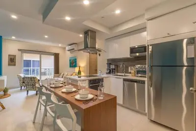 Image de Luxury Palm Beach Condo  Aracari 29 by Bocobay