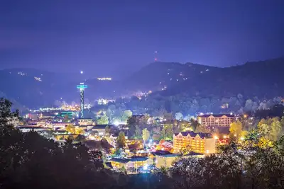Image de Back To Nature, Hot Tub & Fishing Pond, Free Attraction Tickets Dollywood! ! !