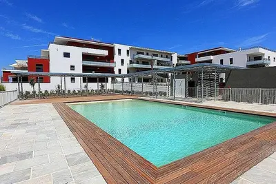 Image de Superbe 4 pièces climatisé avec terrasse, parking et piscine à 50m de la plage - Sète