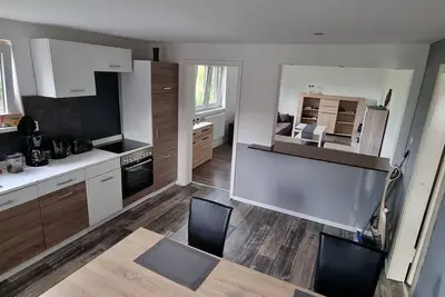 Image de GemĂĽtliche 3 Zimmer Ferienwohnung in Jever mit 70qm