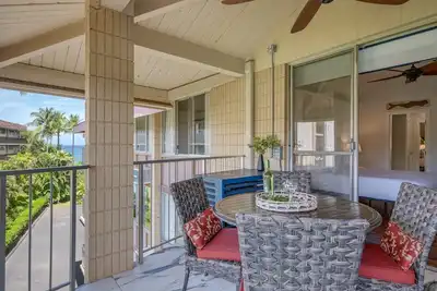 Image de Luxury Top-Floor 2br with Dual Master Suites & Ac