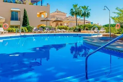 Elviria Relax Garden House