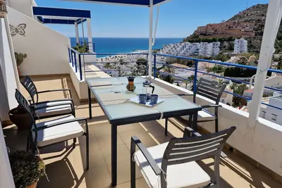 Image de Fantástico Apartamento en la Planta Alta con Increíbles Vistas al mar