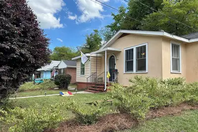 Image de Newly Renovated 1936 Home Close To Augusta National, Airport & Downtown!