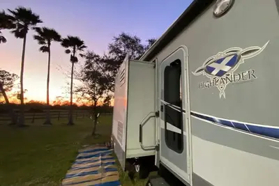 Image de Sunniland Ranch Airport 08fd Fly-In Destination\n\n